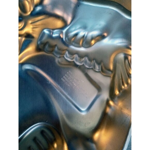 1978 Wilton Bugs Bunny Cake Pan Aluminum Character Vintage 5027598 Bakeware - Picture 11 of 14